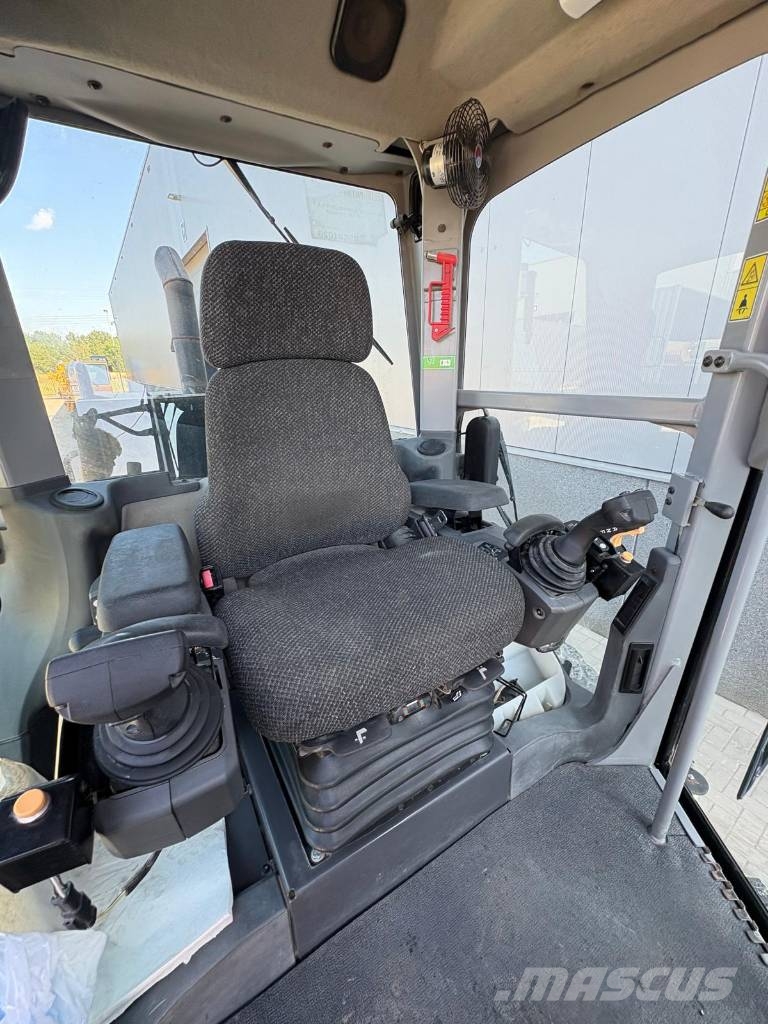 CAT 120 M VHP (CE certified - verified low hours) Gréderek