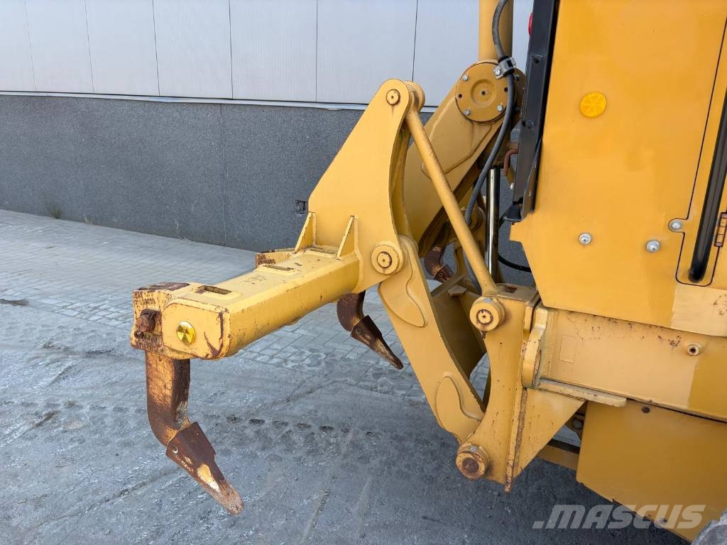 CAT 120 M VHP (CE certified - verified low hours) Gréderek