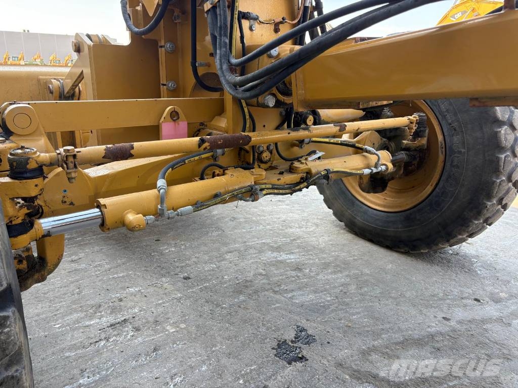 CAT 120 M VHP (CE certified - verified low hours) Gréderek