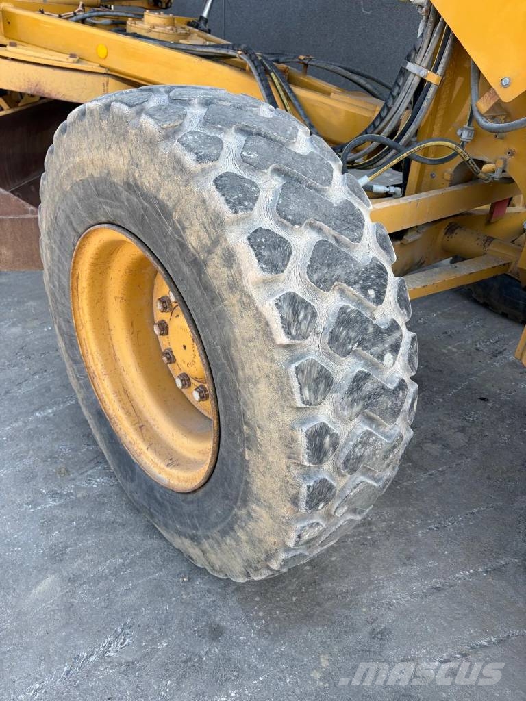 CAT 120 M VHP (CE certified - verified low hours) Gréderek