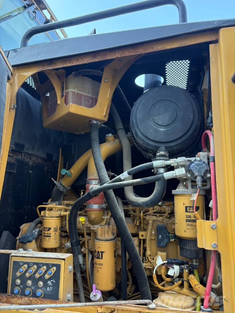 CAT 120 M VHP (CE certified - verified low hours) Gréderek