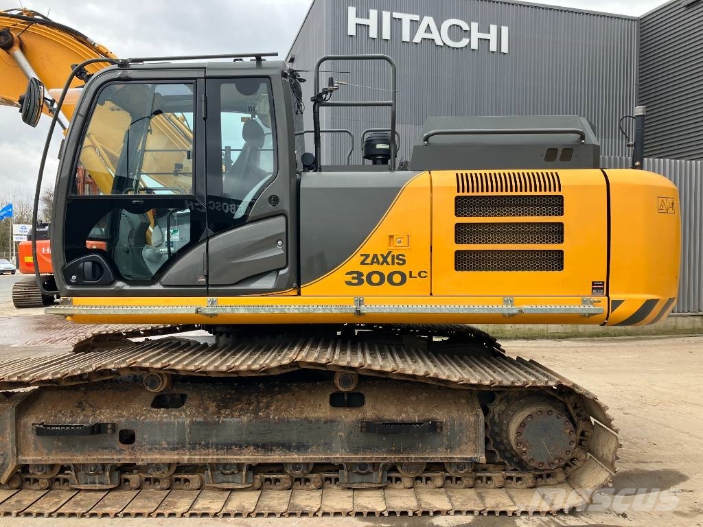 Hitachi ZX300 LC-6 Верижен екскаватор