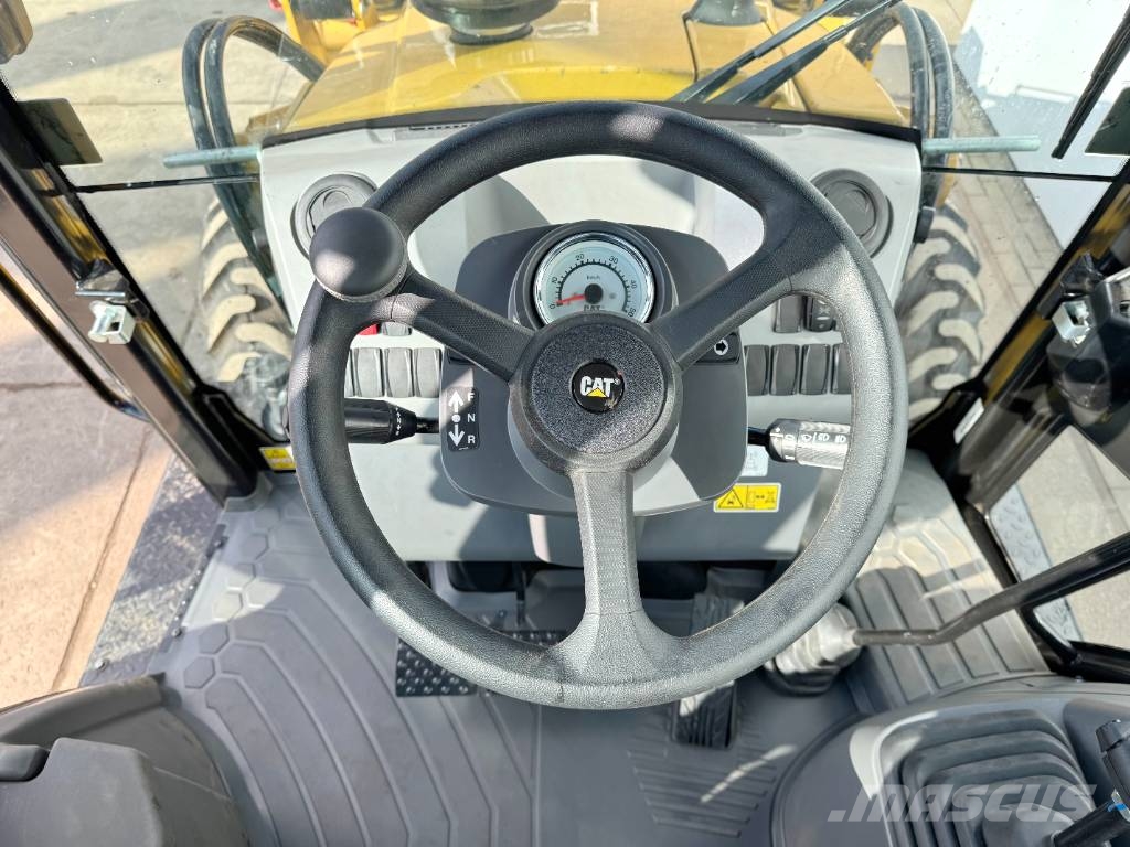 CAT 424 4WD - Hammer Lines / Airco Εκσκαφείς Φορτωτές τύπου JCB