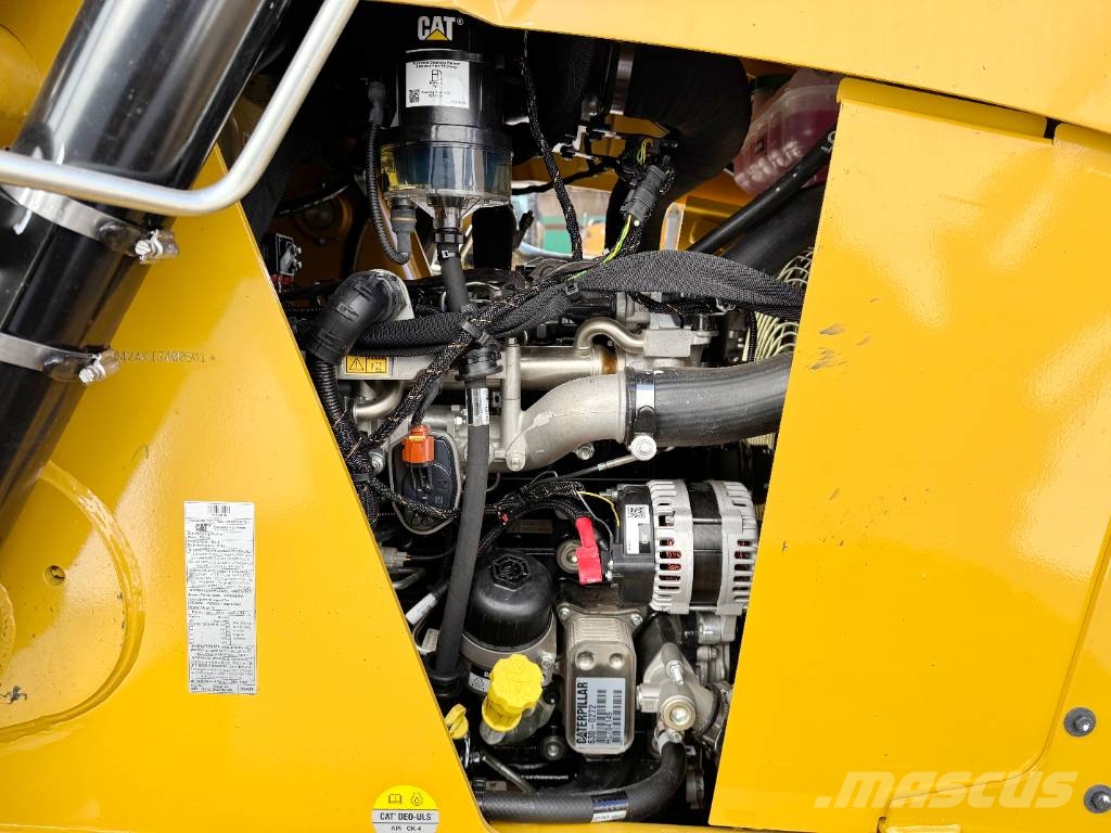 CAT 424 4WD - Hammer Lines / Airco Εκσκαφείς Φορτωτές τύπου JCB