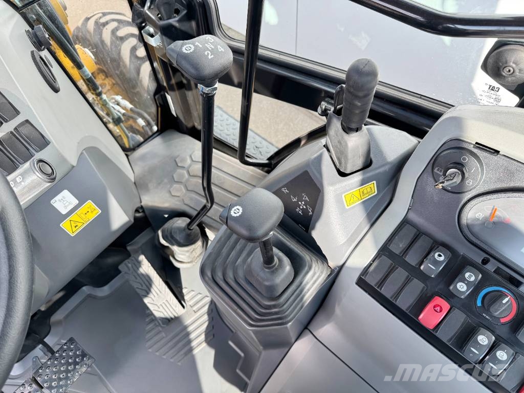 CAT 424 4WD - Hammer Lines / Airco Εκσκαφείς Φορτωτές τύπου JCB