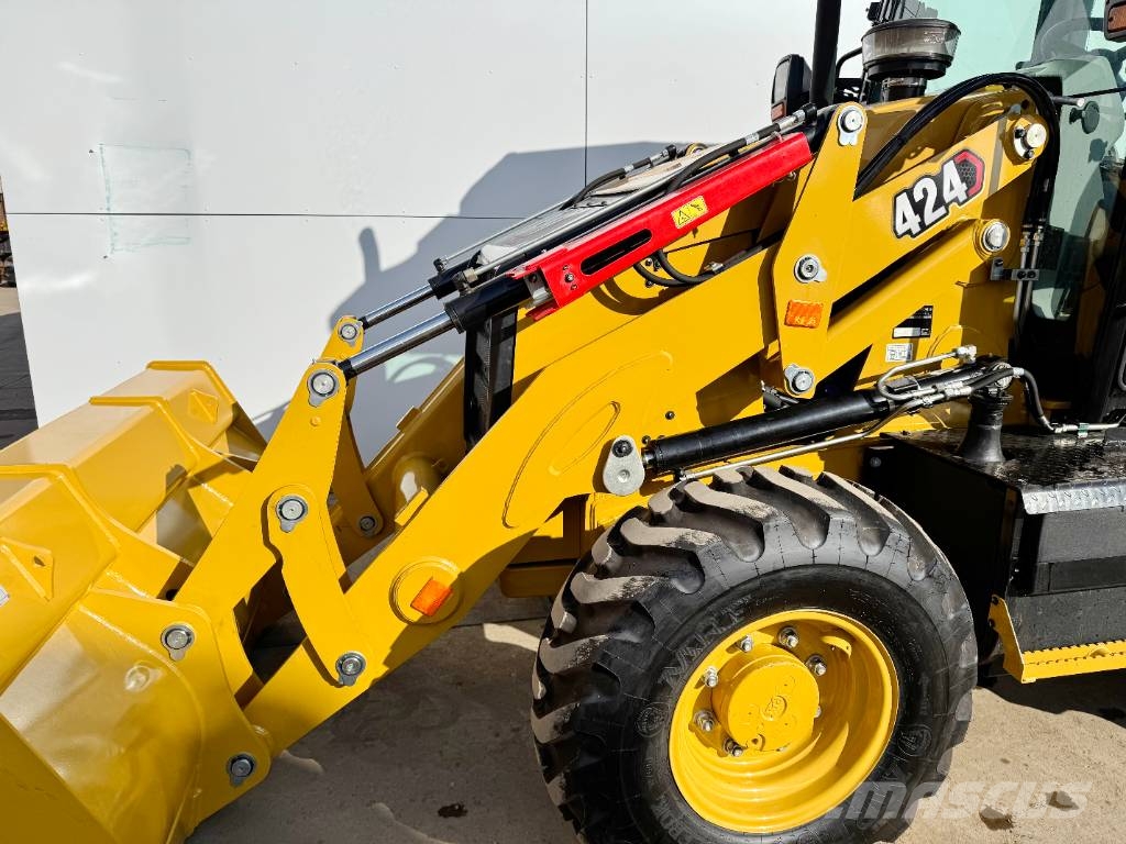 CAT 424 4WD - Hammer Lines / Airco Εκσκαφείς Φορτωτές τύπου JCB