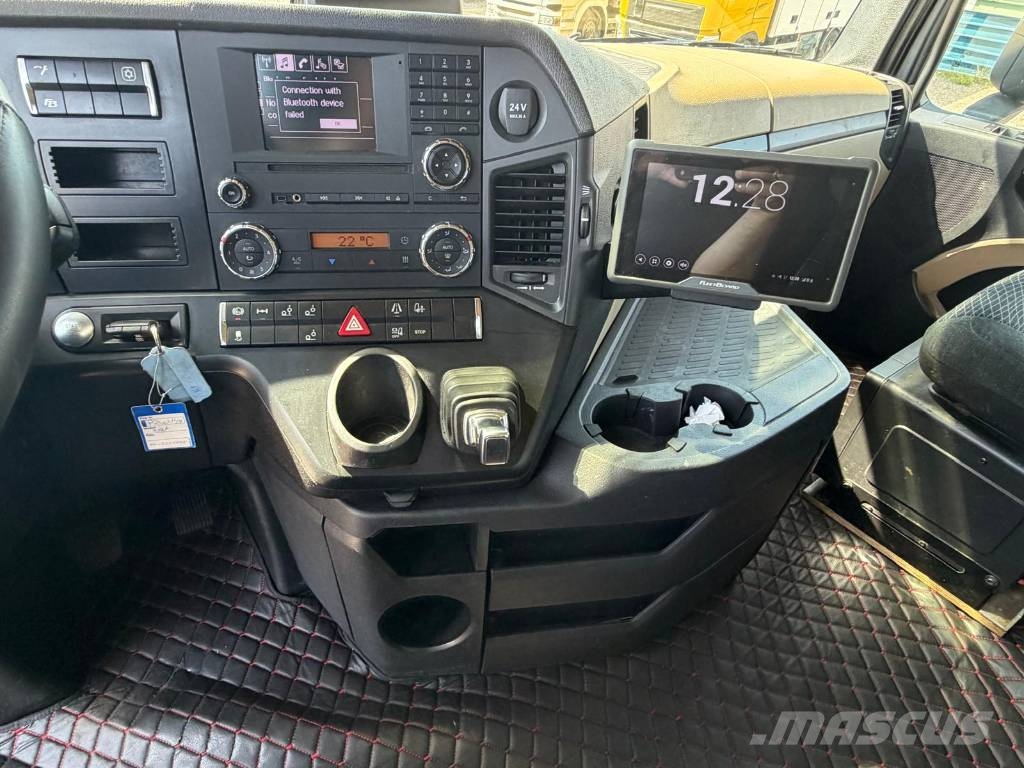 Mercedes-Benz ACTROS 2551 Serie 2252 中古トラクターヘッド | トレーラーヘッド
