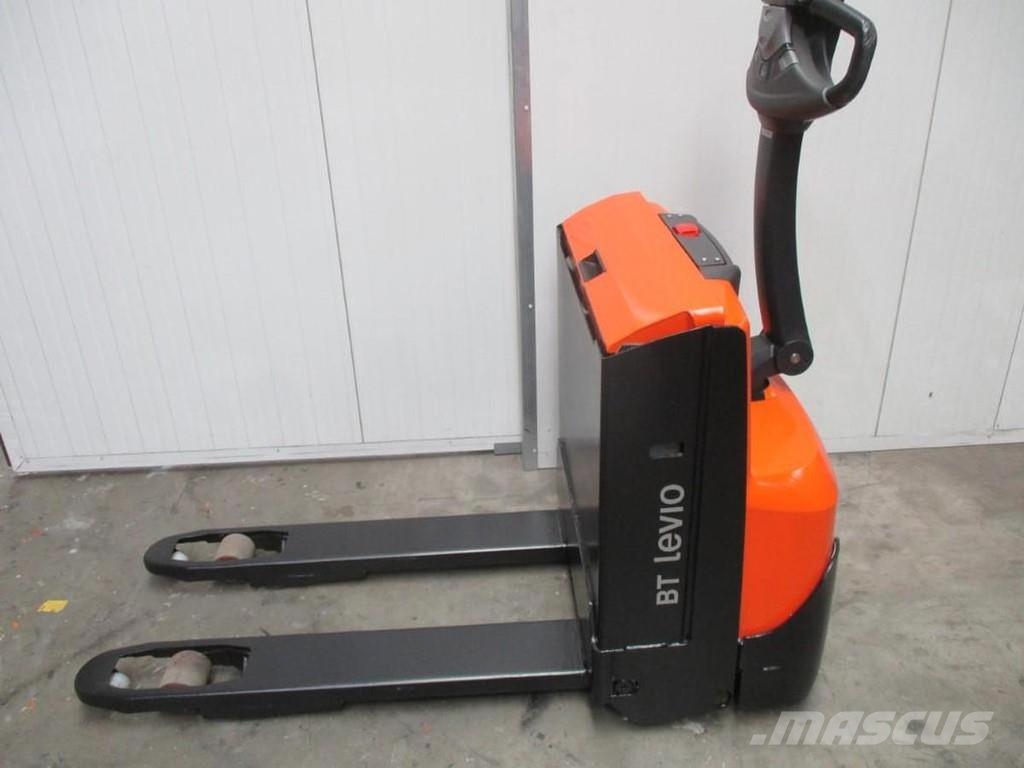Toyota LWE140 Штабелери
