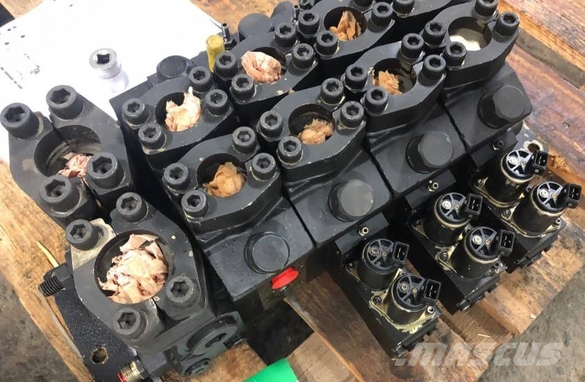 Volvo L 180 hydraulic distributor Hydraulique