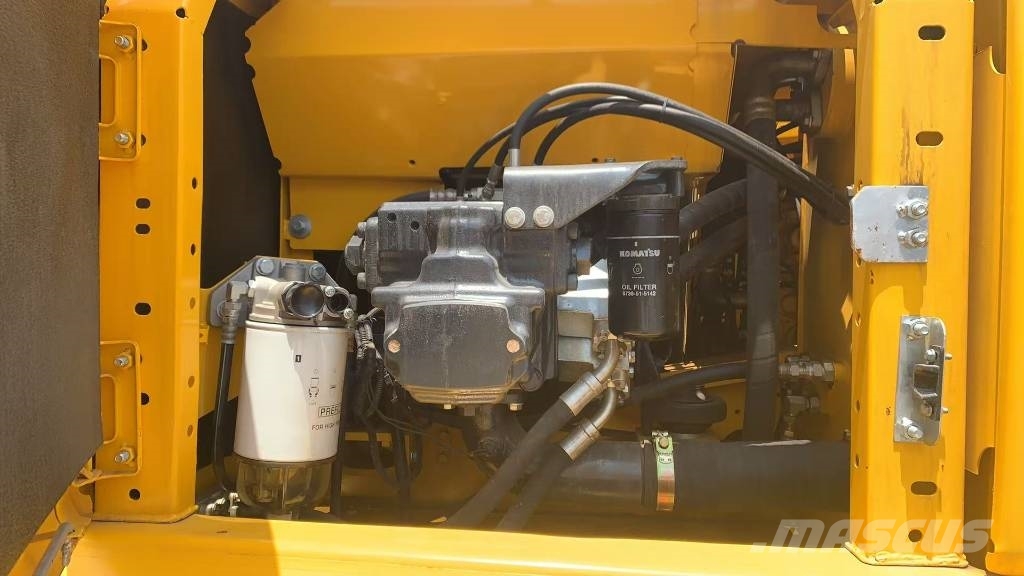 Komatsu PC 240 LC Верижен екскаватор