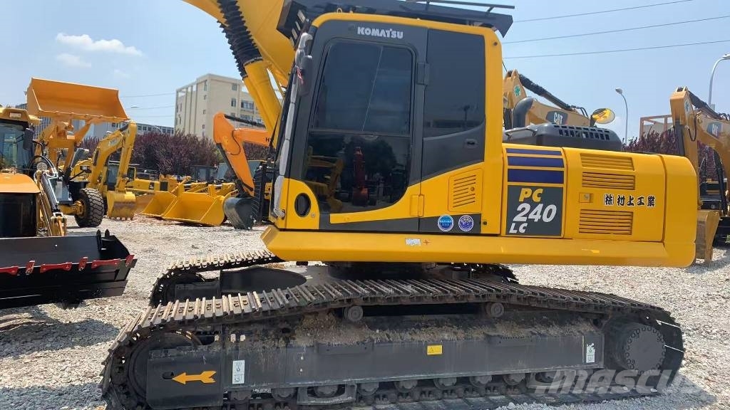 Komatsu PC 240 LC Верижен екскаватор