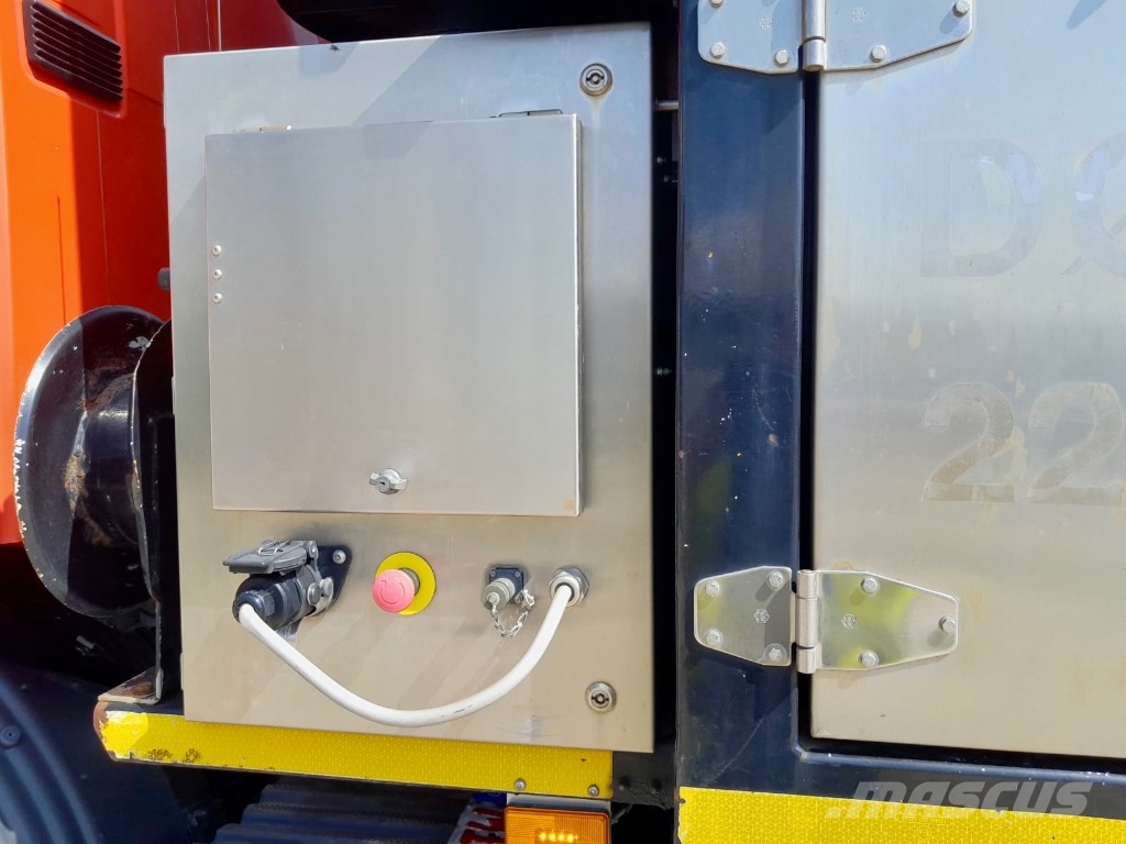 Scania P 450 6x2 E 6 mit DISAB DL 10 Vacturion Saug- und Druckwagen
