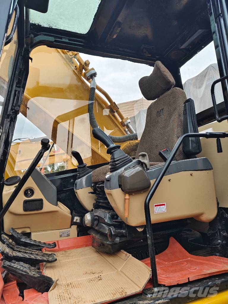 CAT 345BL Гусеничні екскаватори