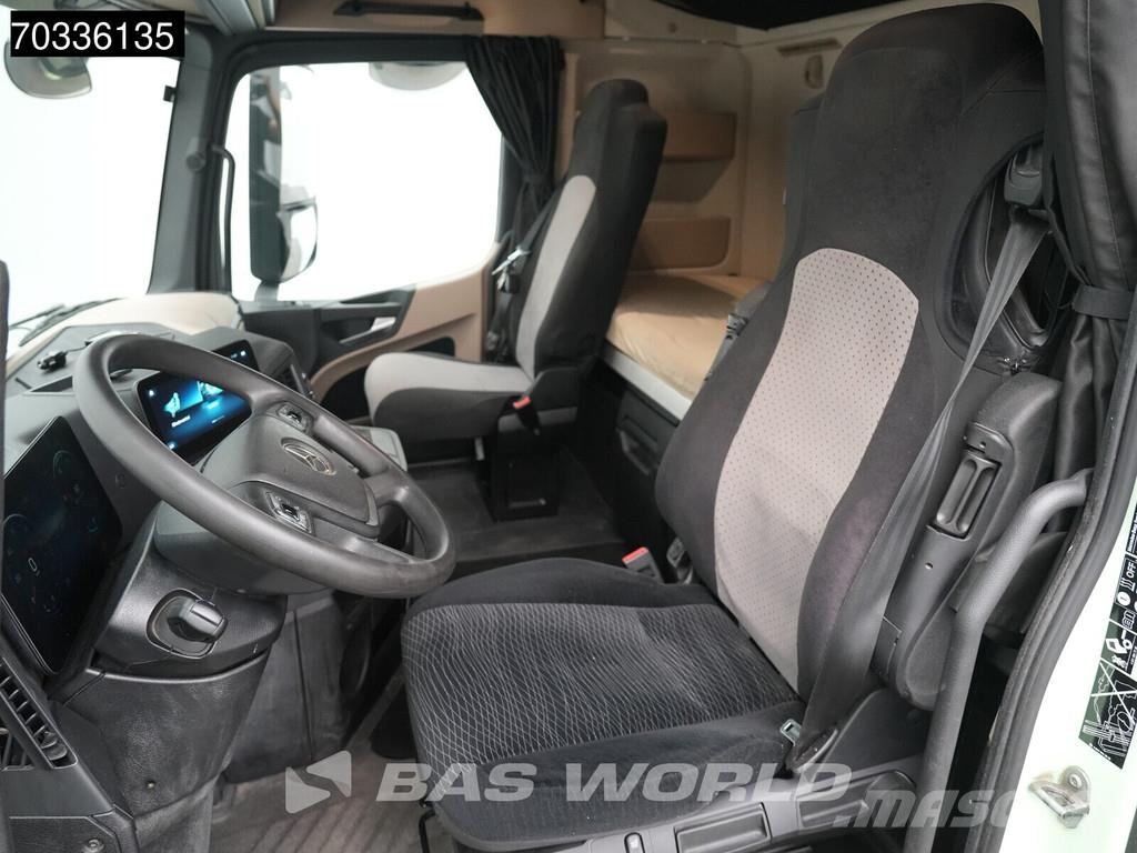 Mercedes-Benz Actros 1845 4X2 BigSpace Retarder Hydraulic APK 05 Vetopöytäautot