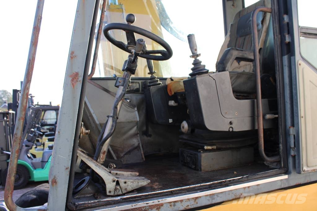Furukawa W 630 E Wielgraafmachines