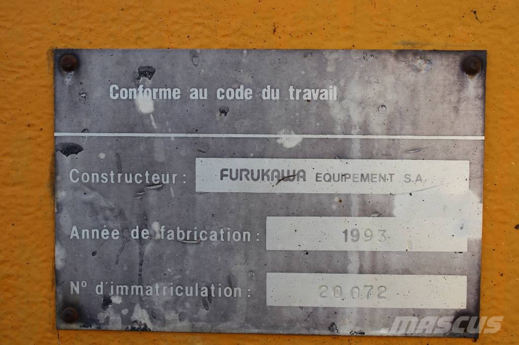 Furukawa W 630 E Wielgraafmachines