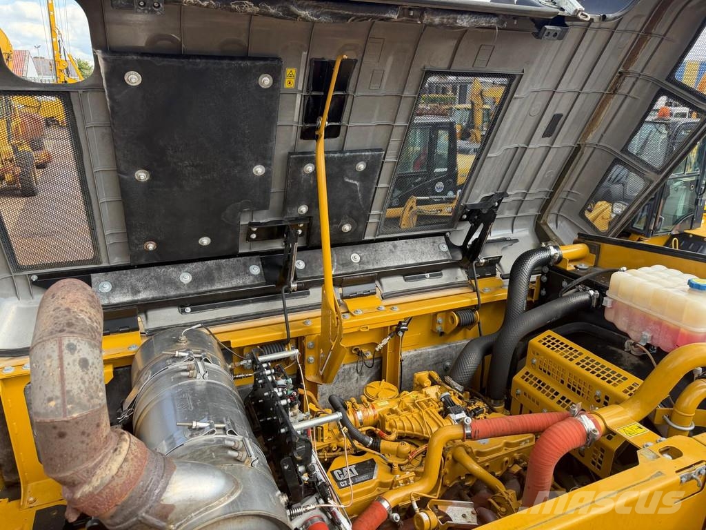 CAT 324 E . Excavadoras sobre orugas