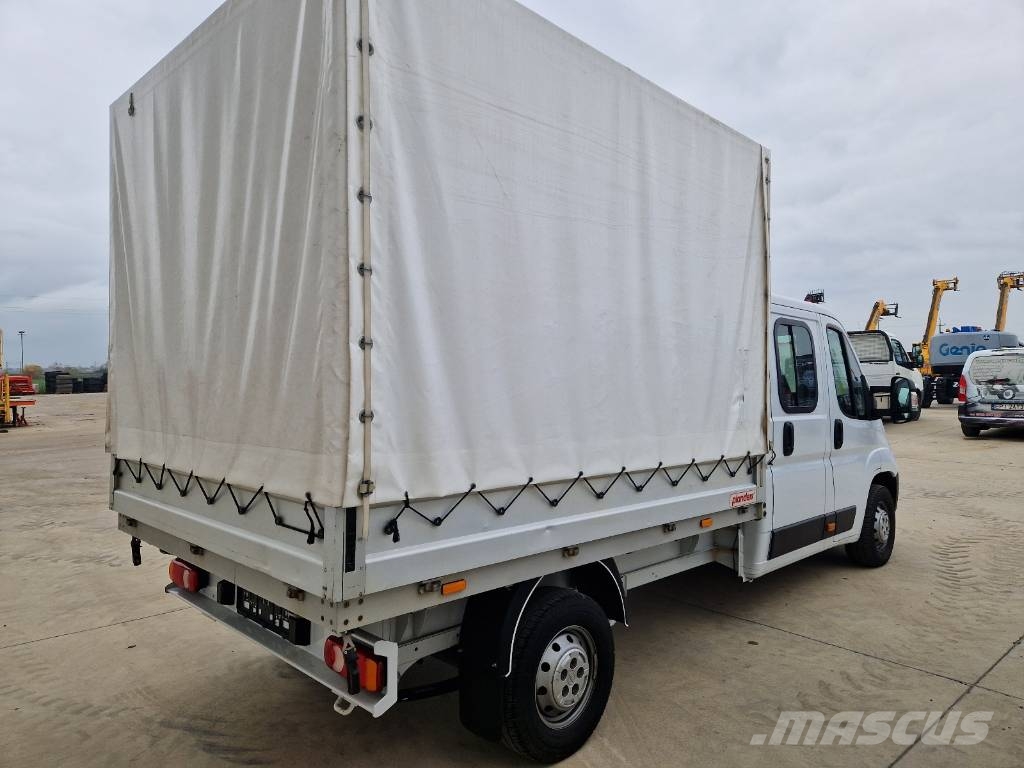 Opel Movano G130 شاحنة مقفلة