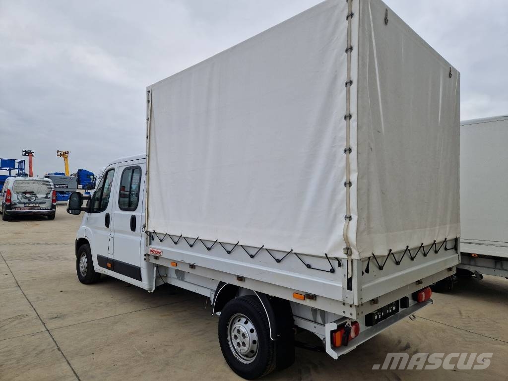 Opel Movano G130 شاحنة مقفلة