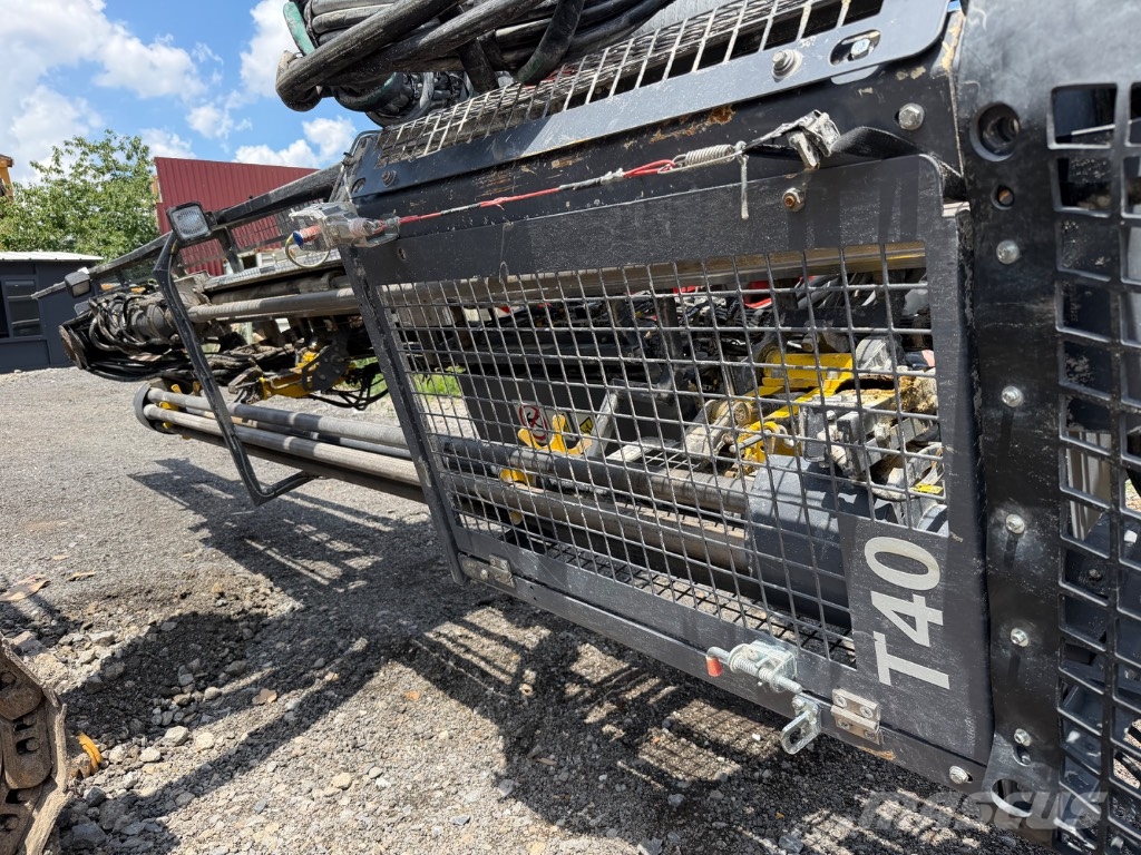 Atlas Copco Flexiroc T 40 Surface drill rigs