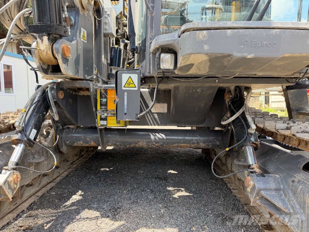 Atlas Copco Flexiroc T 40 Surface drill rigs