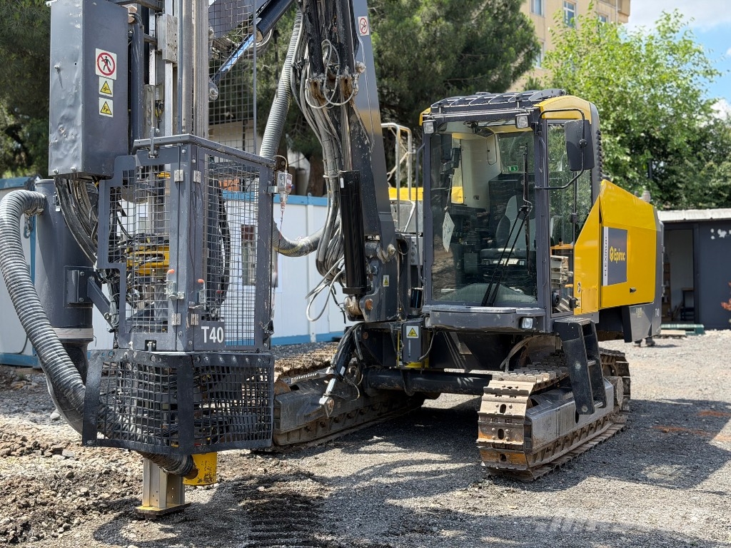 Atlas Copco Flexiroc T 40 Surface drill rigs