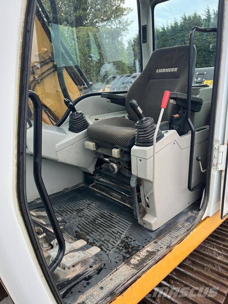 Liebherr R 900 C 大型油圧ショベル12t以上（パワーショベル・ユンボ）