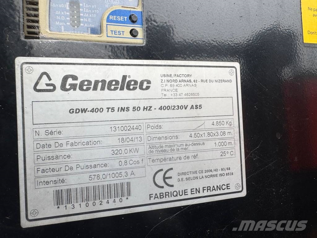 Doosan 2x 400 KVA Stromaggregat Doosan Notstromaggregat 柴油發電機