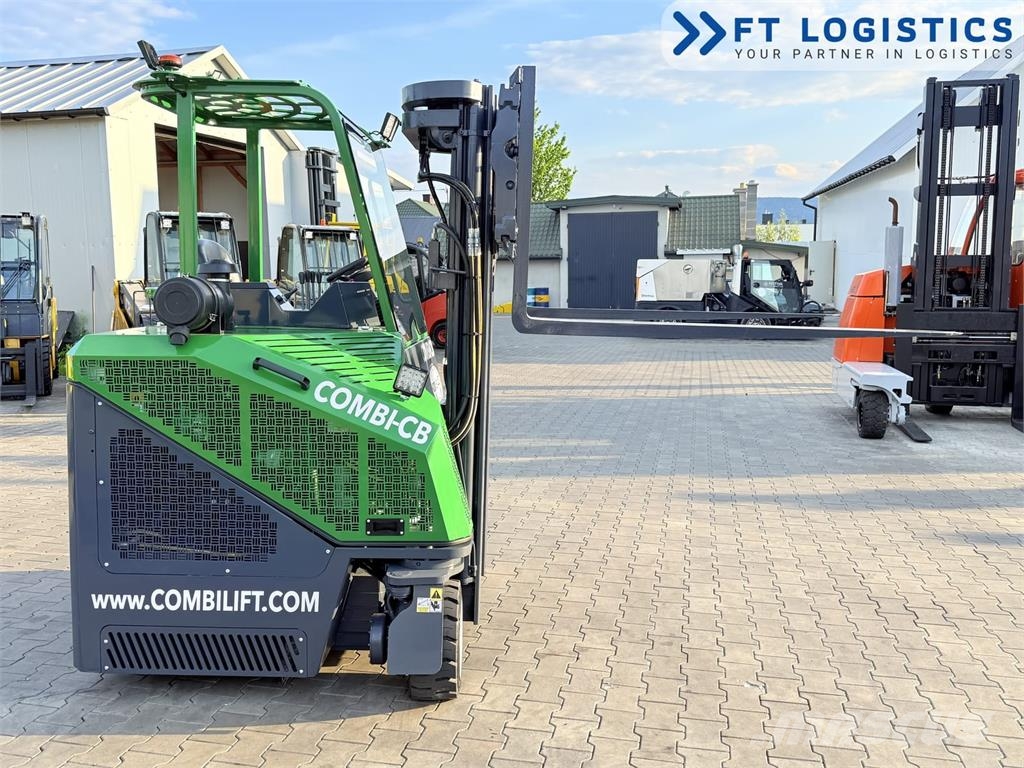 Combilift CB3000 | DIESEL | TRIPLEX 4900 | FREE-LIFT | FORK- شاحنة المناولة رباعية الاتجاهات