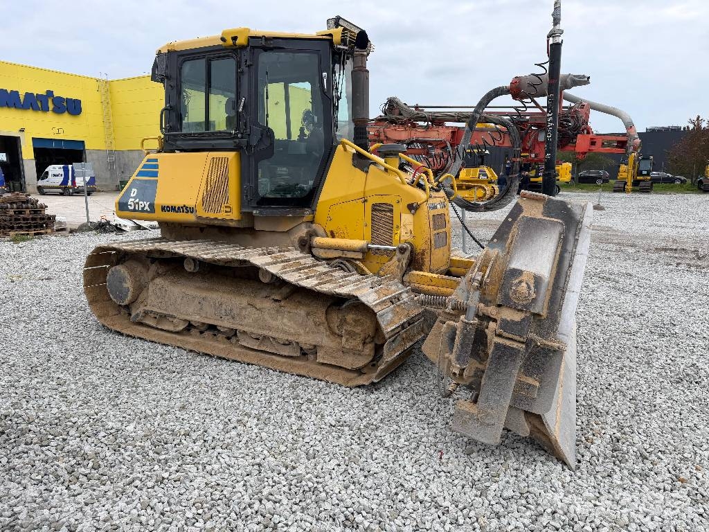 Komatsu D 51 PX-22 Гусеничные бульдозеры