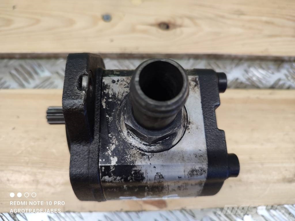 JCB Hydraulic Pump Bosch Rexroth 373350 JCB 1515500013 Hidravlika