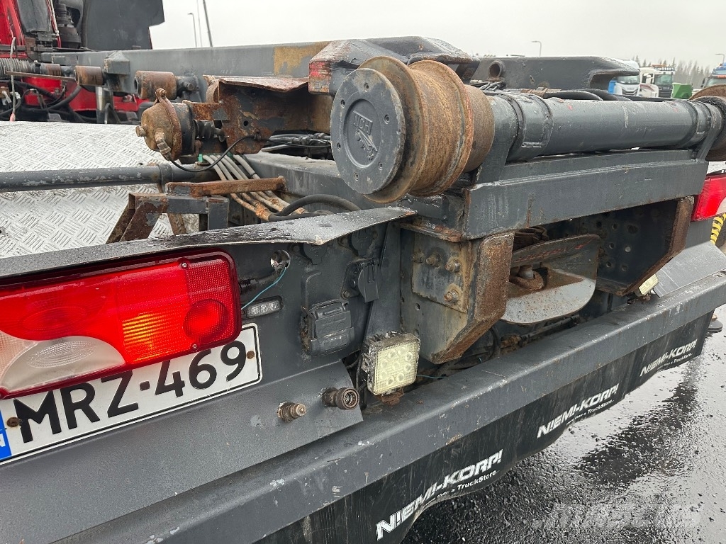 Volvo FM13. HMF 6020-K8 Truck mounted cranes