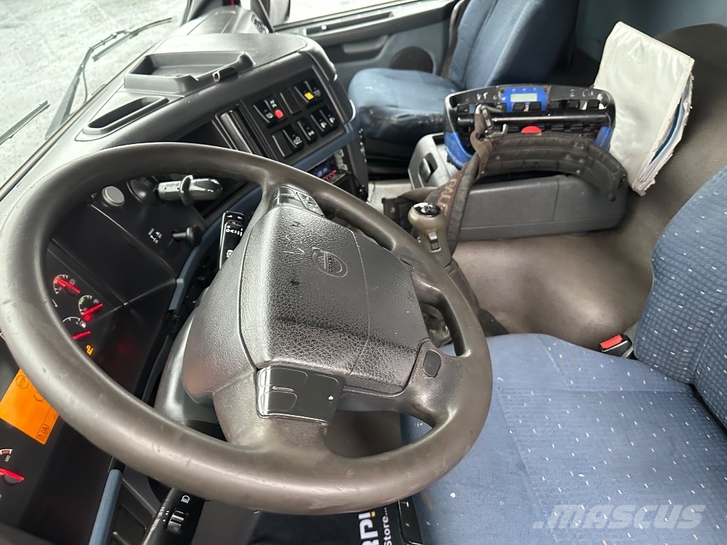 Volvo FM13. HMF 6020-K8 Truck mounted cranes