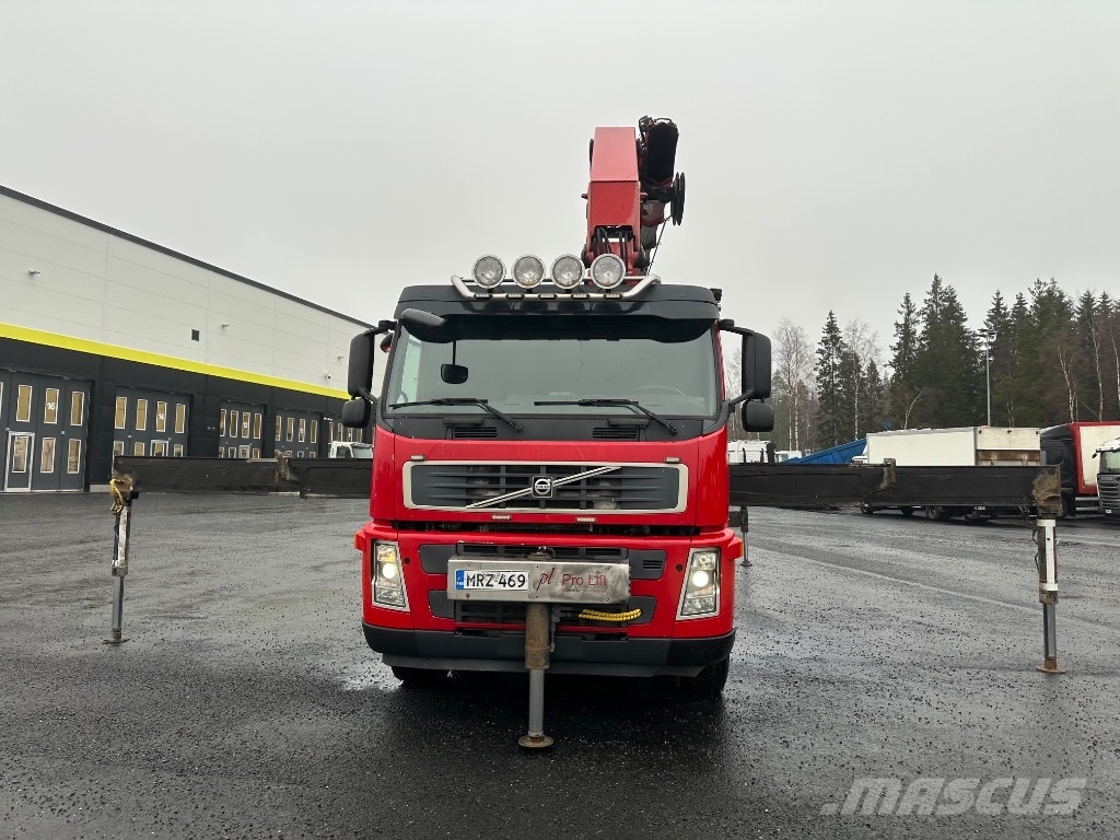 Volvo FM13. HMF 6020-K8 Truck mounted cranes
