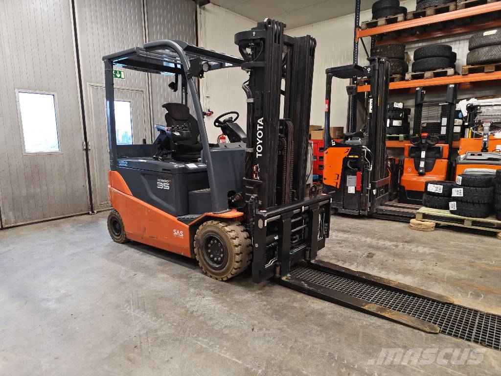Toyota 8 FBMT 35 Electric forklifts