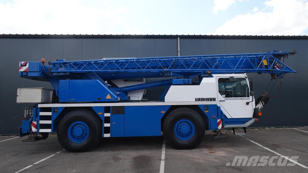 Liebherr LTM 1030 Kranen voor alle terreinen