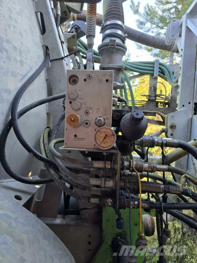 Joskin Modulo 2 lietevaunu + Joskin pendislide 120/48ps2 Mineraalväetise laoturid