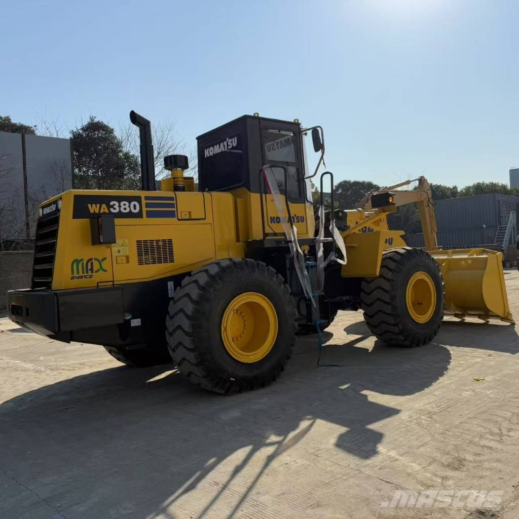 Komatsu WA380 ホイールローダー・タイヤショベル