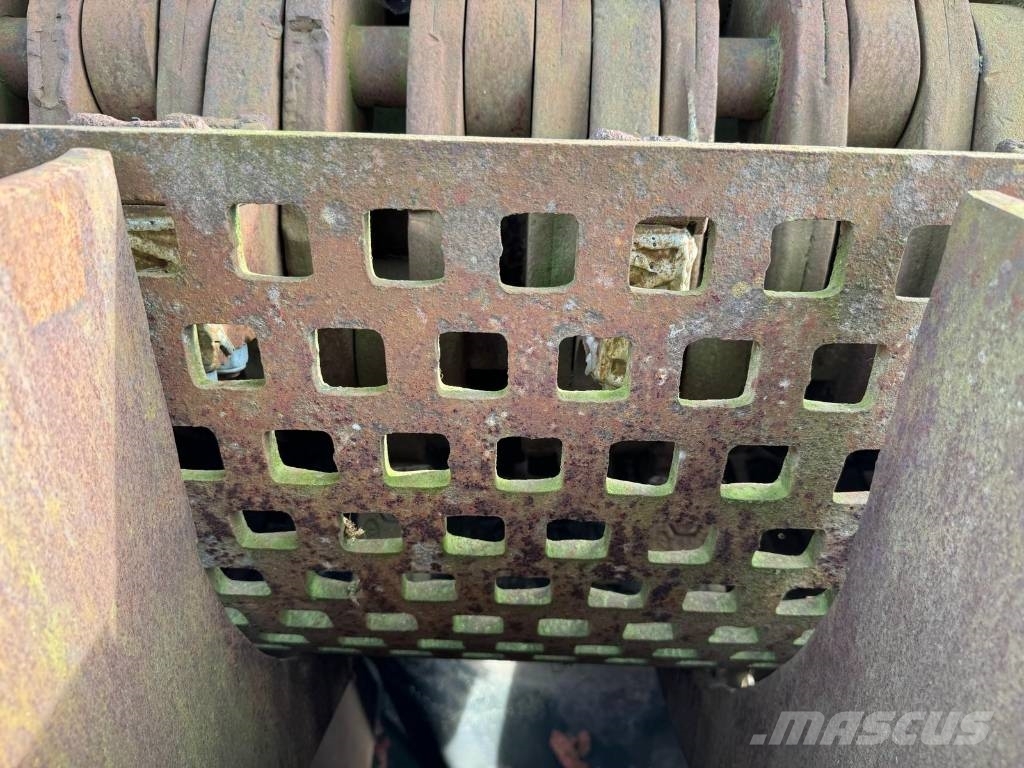 Morbark 1500 V Hammer Mill Młyny śrutujące