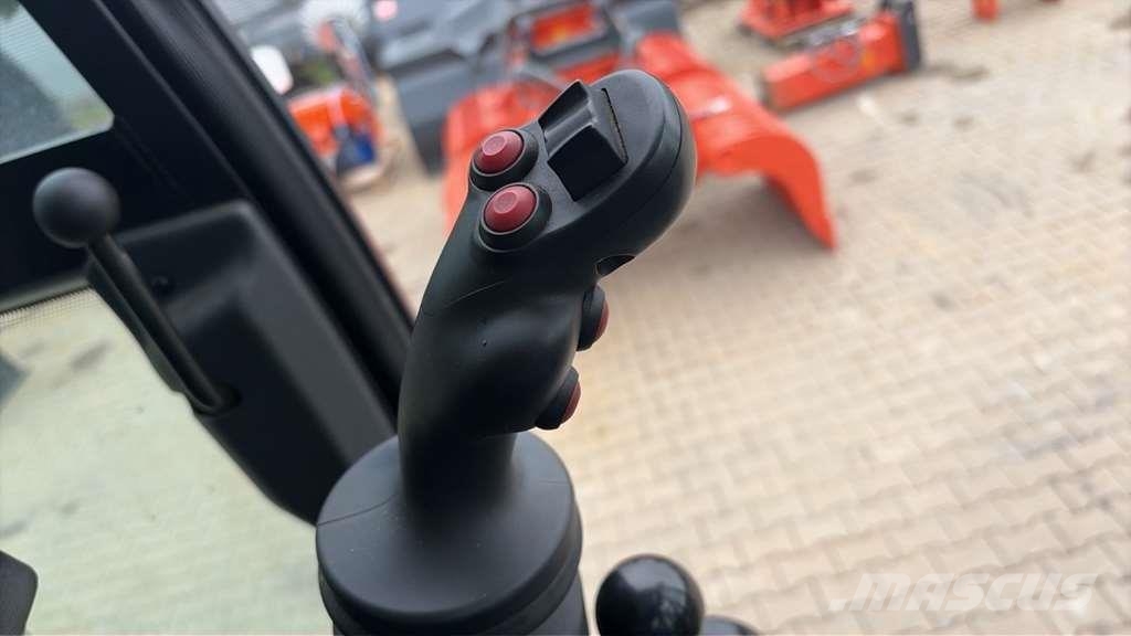 Sennebogen 718 Sennebogen 718 حفارات خاصة