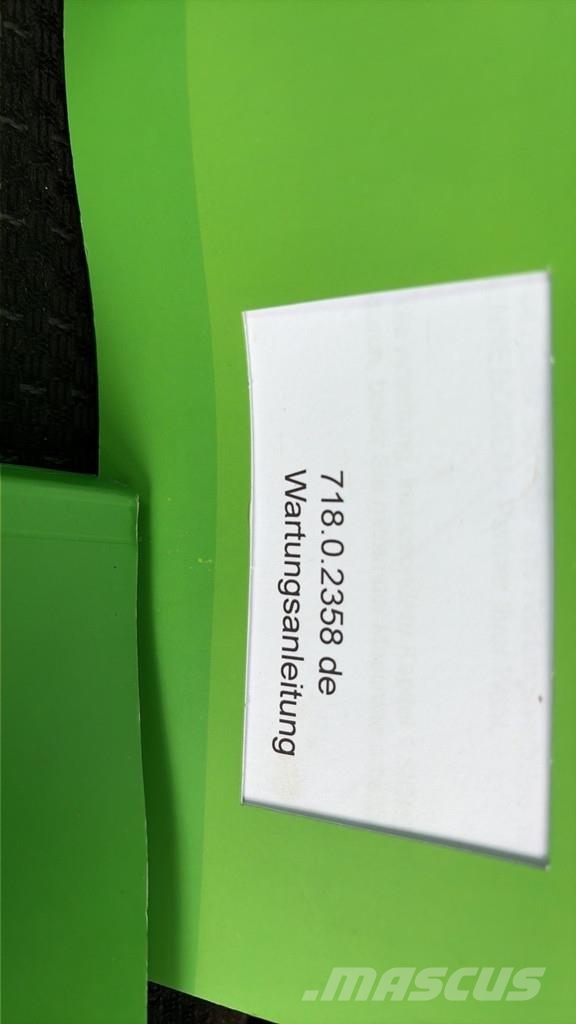 Sennebogen 718 Sennebogen 718 حفارات خاصة