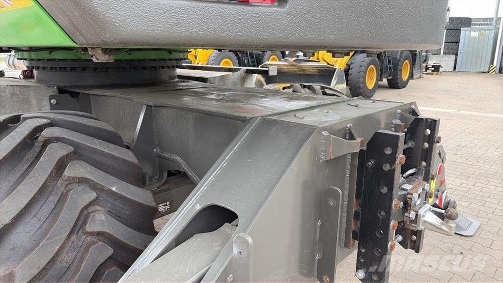 Sennebogen 718 Sennebogen 718 حفارات خاصة