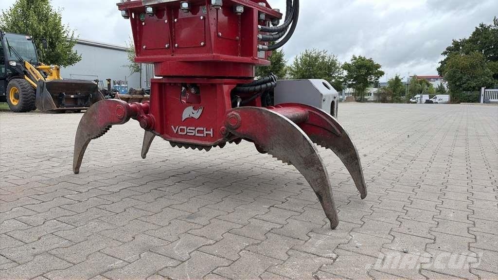 Sennebogen 718 Sennebogen 718 حفارات خاصة
