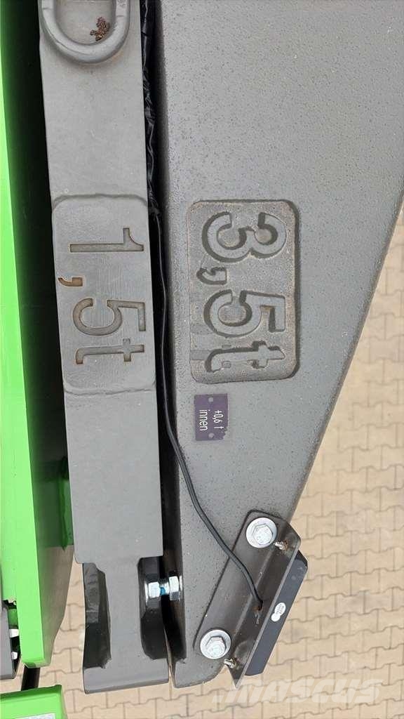 Sennebogen 718 Sennebogen 718 حفارات خاصة