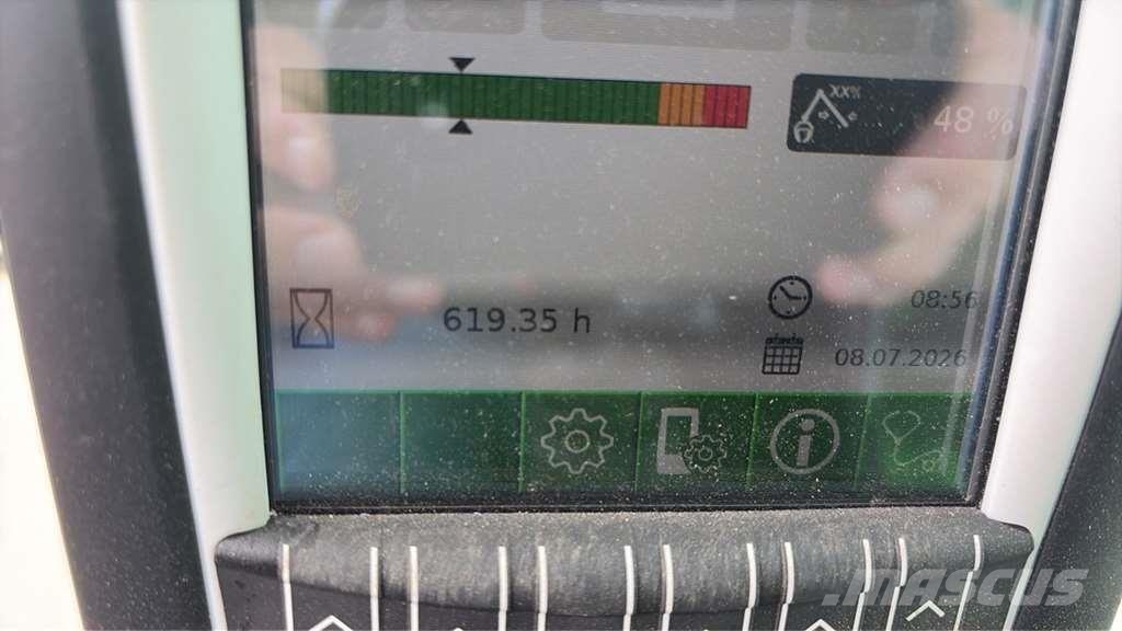 Sennebogen 718 Sennebogen 718 حفارات خاصة