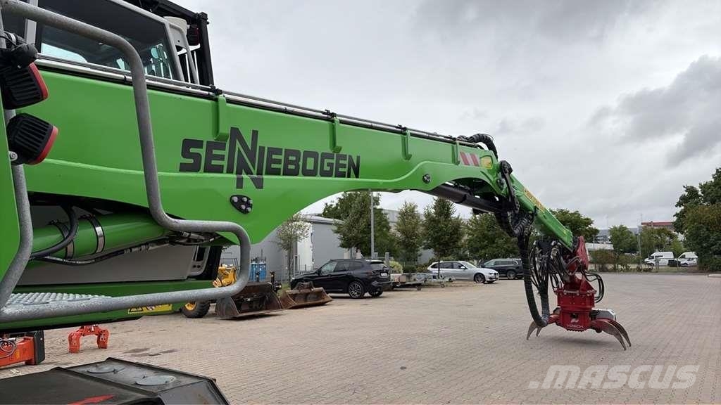 Sennebogen 718 Sennebogen 718 حفارات خاصة