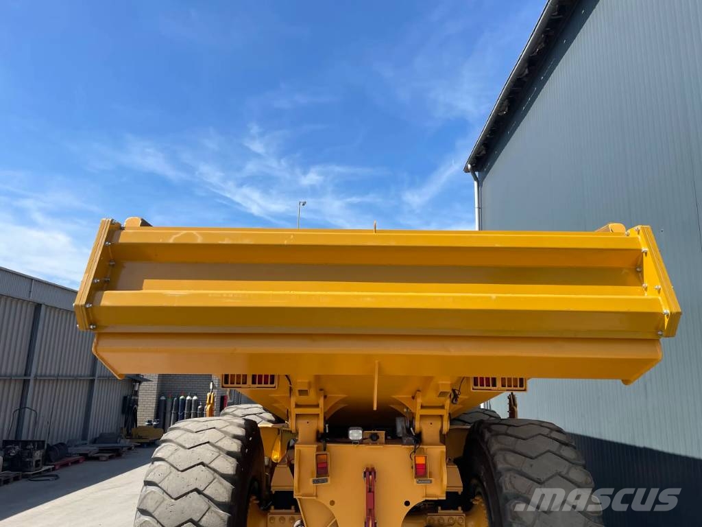 Volvo A40E Puertas traseras