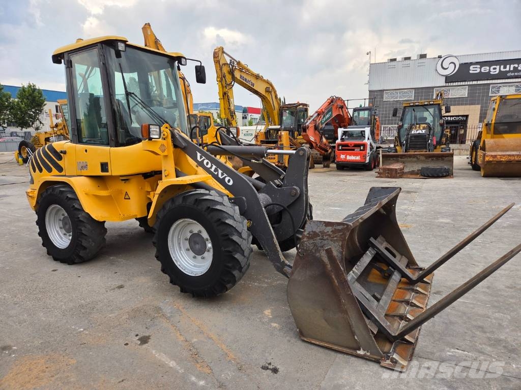 Volvo L 30 B 휠로우더