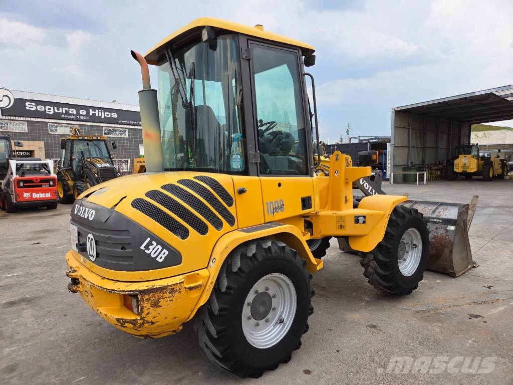Volvo L 30 B 휠로우더
