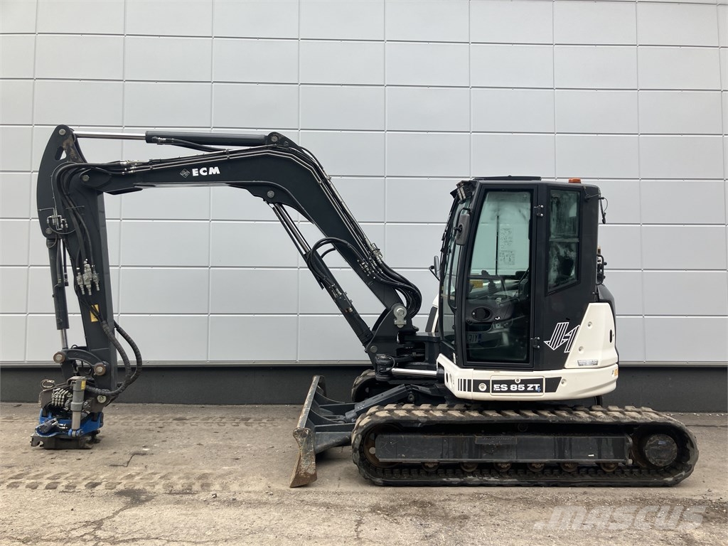 ECM ES 85 ZT4 حفارات وسط 7 طن - 12 طن